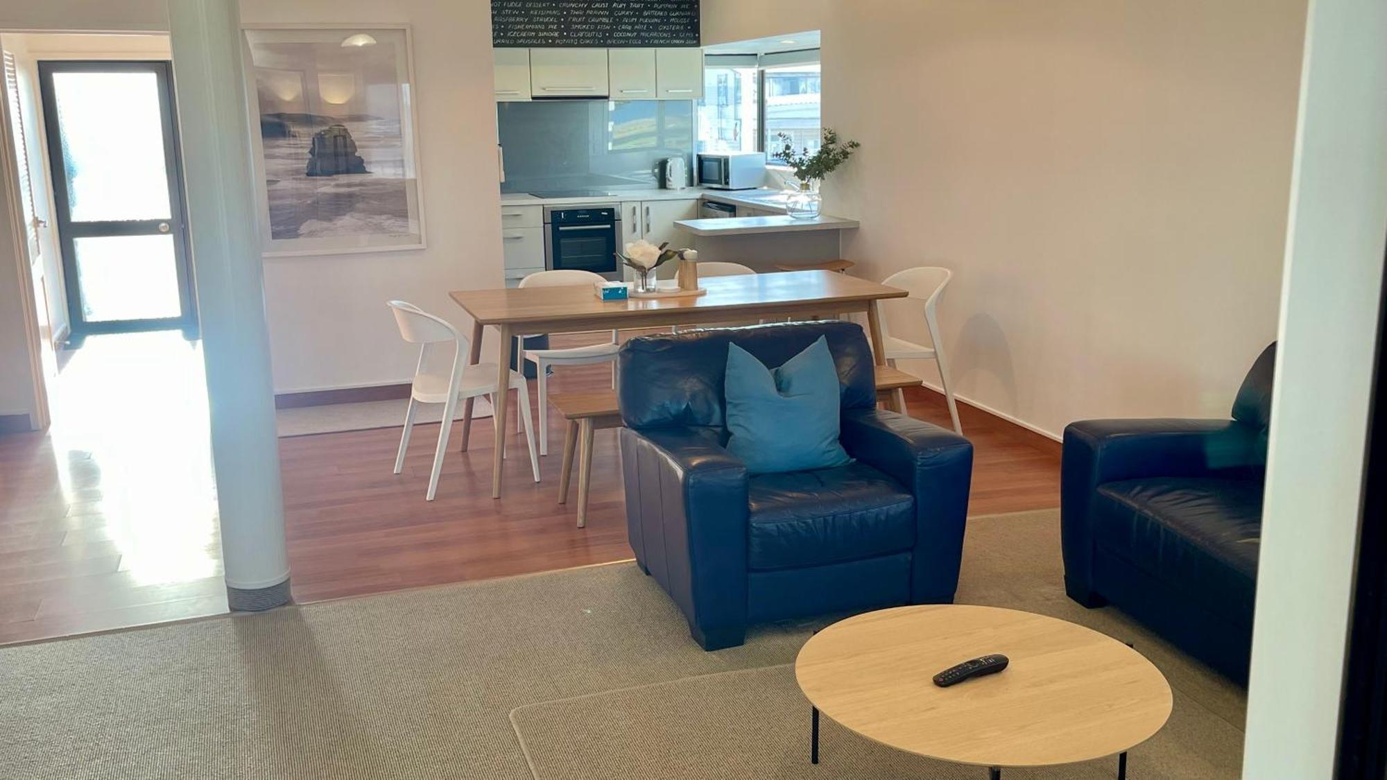 ホテル ザ ノーチラス ネーピア エクステリア 写真 A typical apartment at the University of Tasmania's New College