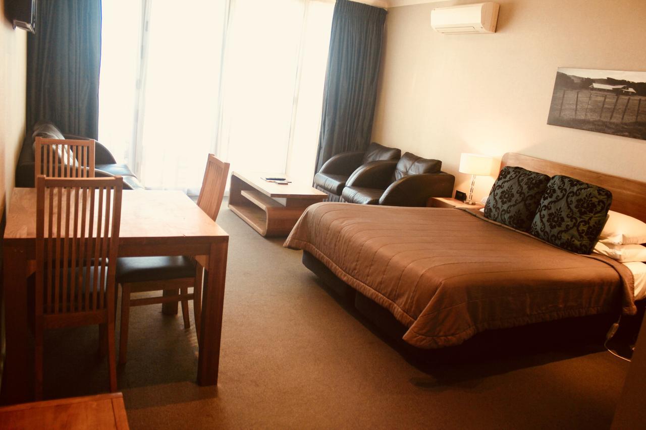 ホテル ザ ノーチラス ネーピア エクステリア 写真 A room at the hotel